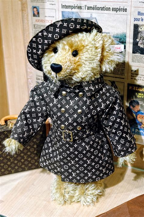 steiff teddy bear louis vuitton|how to identify Steiff bears.